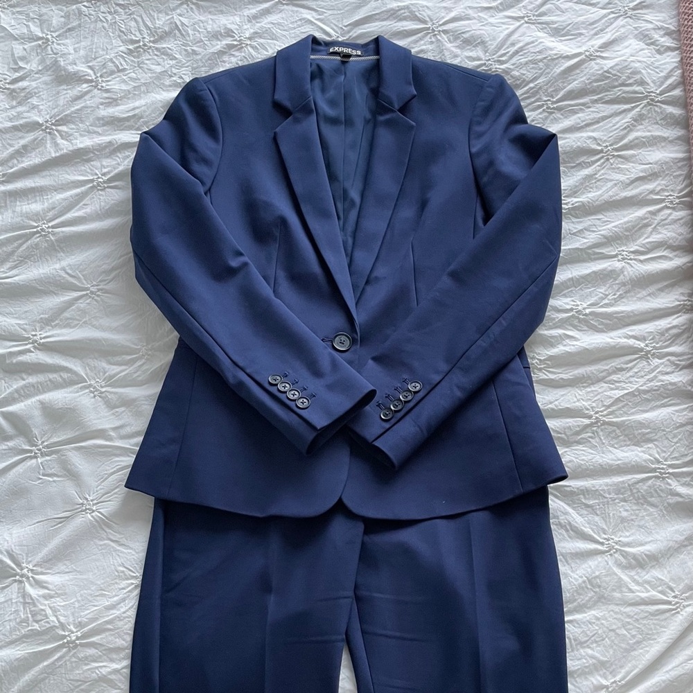 Women’s navy blue pant suit